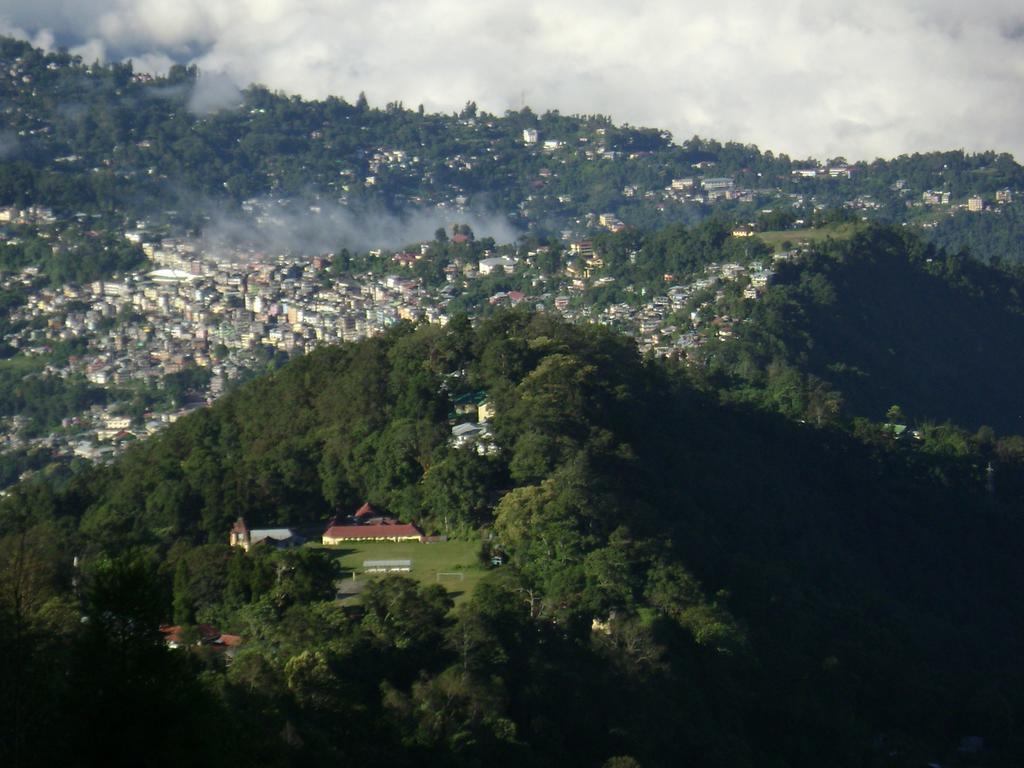 Deolo Cliff Eco Resort Kalimpong Bagian luar foto