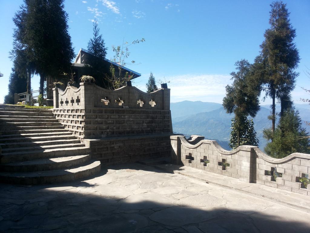 Deolo Cliff Eco Resort Kalimpong Bagian luar foto
